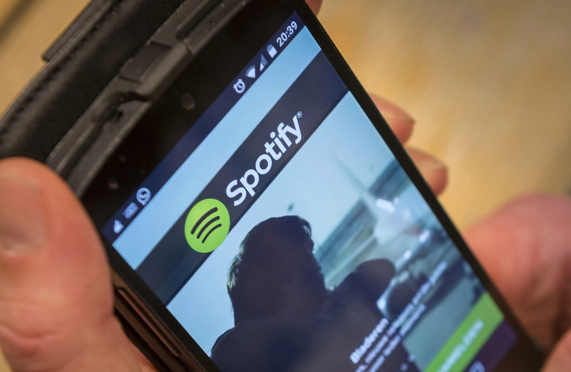 Spotify gaat voortaan AI gegenereerde muziek artiest labelen